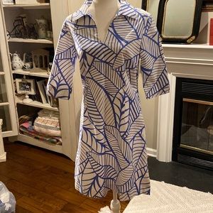 J. McLaughlin blue/white shift dress!! Size 10.  Good Condition.